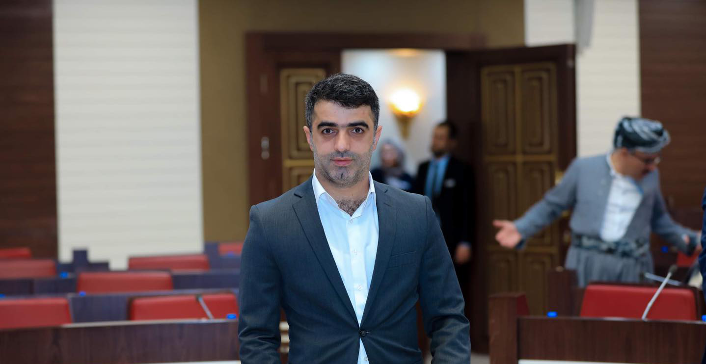 عەلی حەمە ساڵح: كۆمپانیایەكی توركی لە هەولێر تەنێك بەنزینی ئۆكتانی 92 بە 800 دۆلار دەفرۆشێت