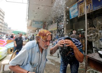 عیراق.. بەهۆی بەرزبونەوەی پلەی گەرماوە پشوی فەرمی راگەیەنرا