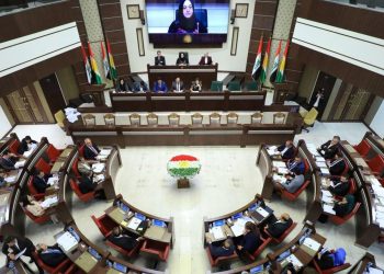 پەرلەمانی كوردستان سەرقاڵی ئامادەكردنی راپۆرتێكە بۆ پلە بەرزكردنەوەی فەرمانبەران