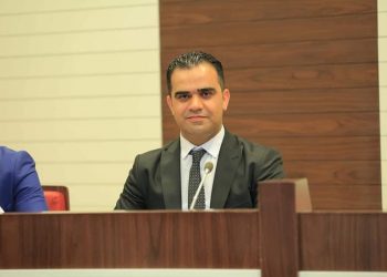 سەركۆ ئازاد: راكێشانی بۆری غاز بۆ ماڵان وەك هێڵی شەمەندەفەرەكە جێبەجێ ناكرێت