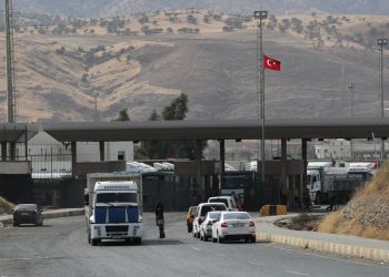 عیراق دەستیكرد بە كۆنترۆڵكردنی سنورەكانی ئێران و توركیا