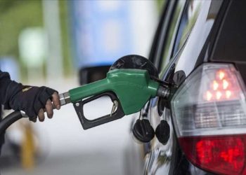 جارێكی دیكە نرخی بەنزین لەسلێمانی دابەزی